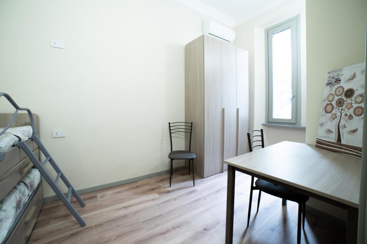 Appartamento La Piazzetta เกรโมนา ภายนอก รูปภาพ