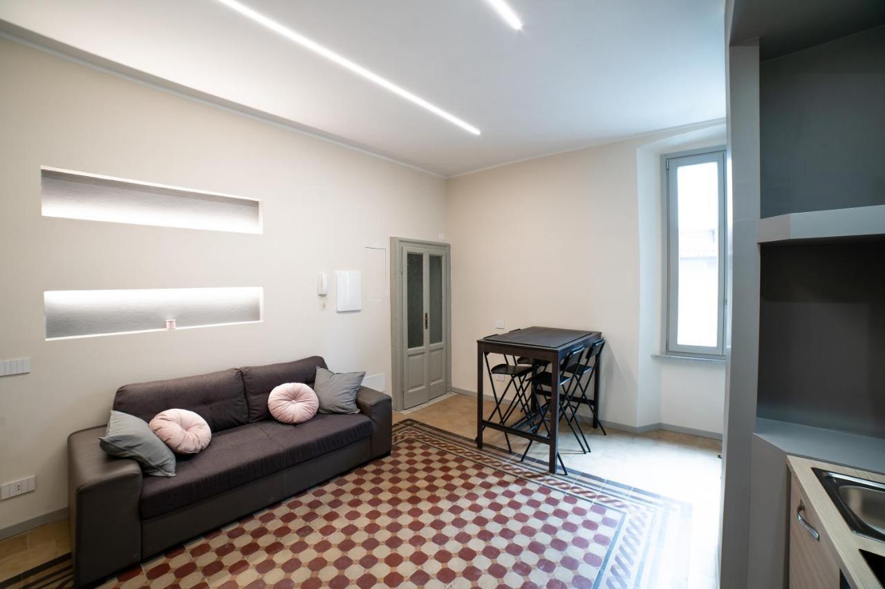 Appartamento La Piazzetta เกรโมนา ภายนอก รูปภาพ
